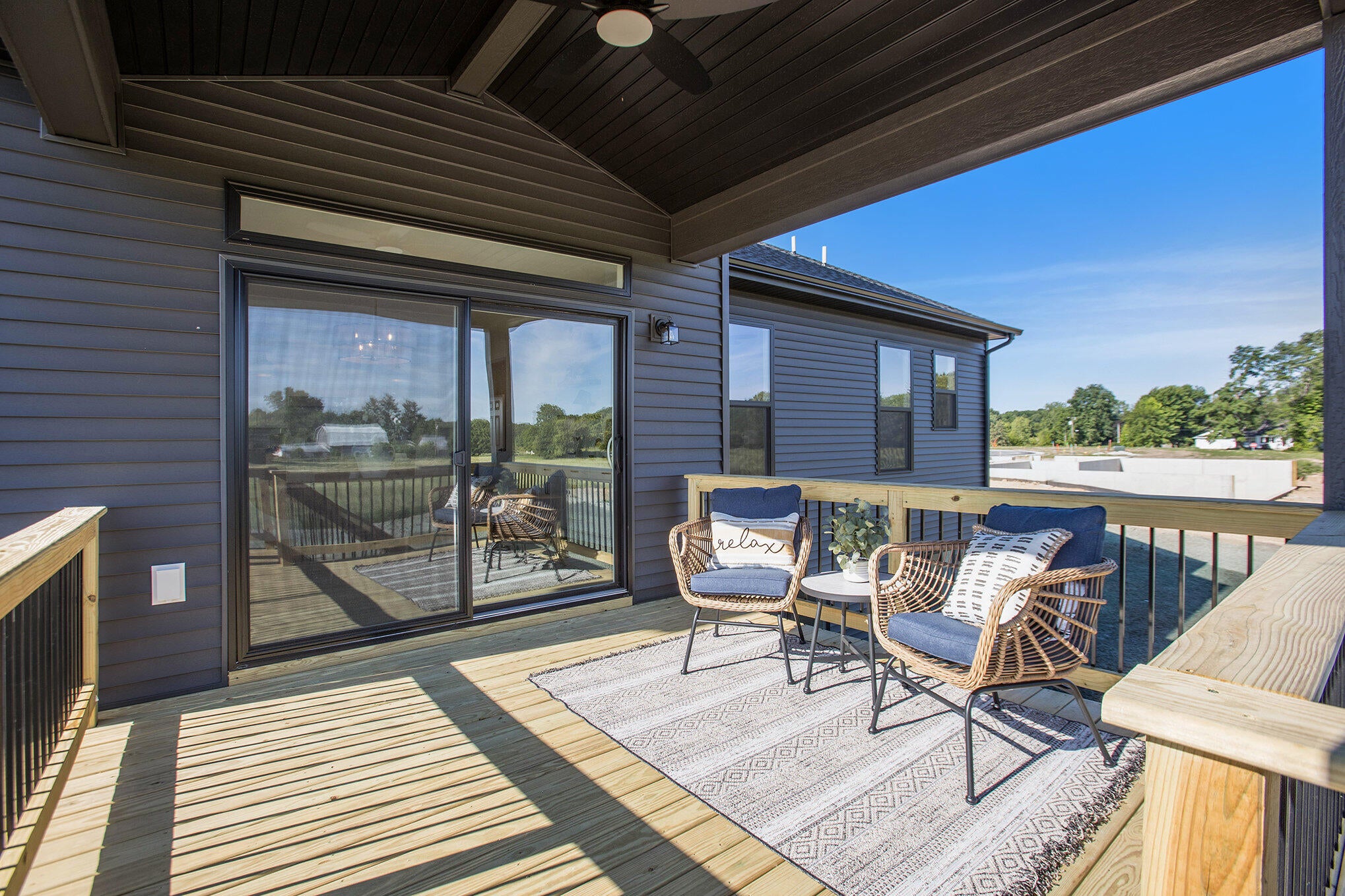 JTB Homes_236RS_Chestnut_covered deck