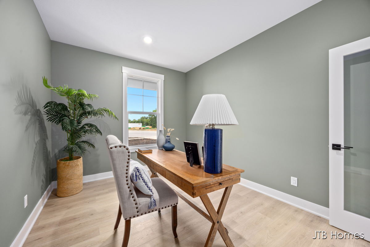 16 KM_Sycamore_Flex Room_8.25