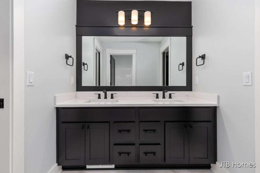 60 PW_Chestnut_Bathroom2_2.26