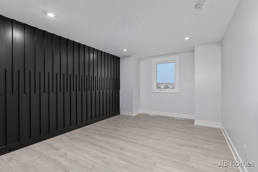 60 PW_Chestnut_Bedroom2_2.26