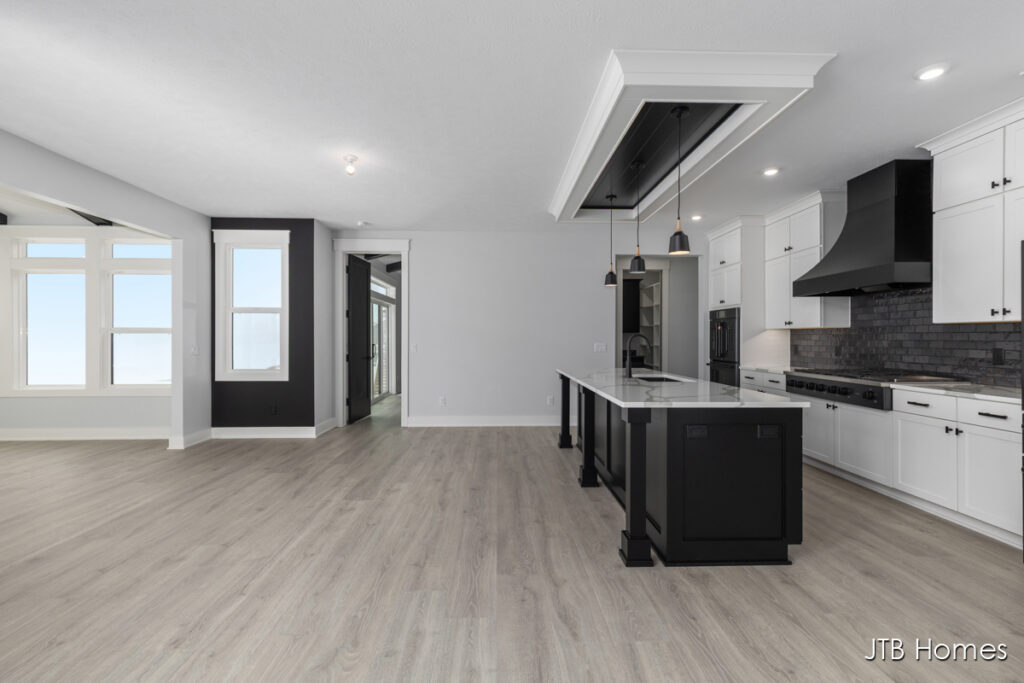 60 PW_Chestnut_Dining Area_2.26