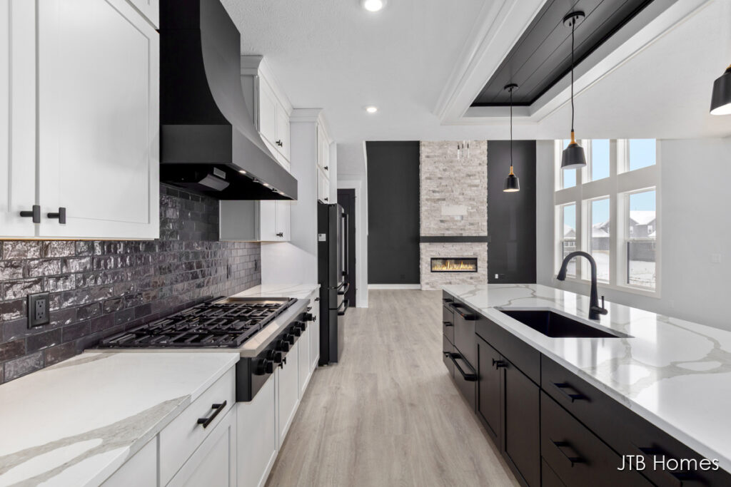 60 PW_Chestnut_Kitchen2_2.26