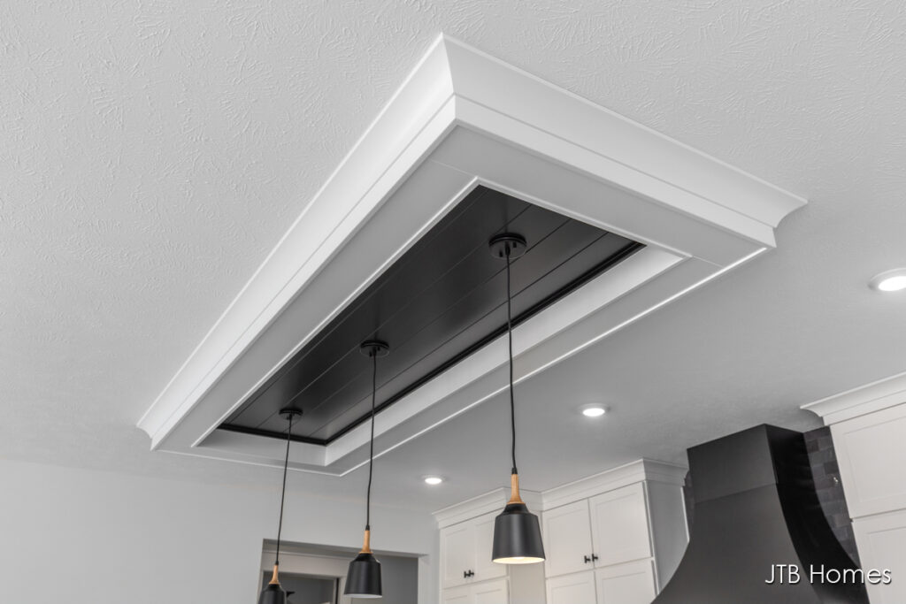 60 PW_Chestnut_Pendant Box_2.26